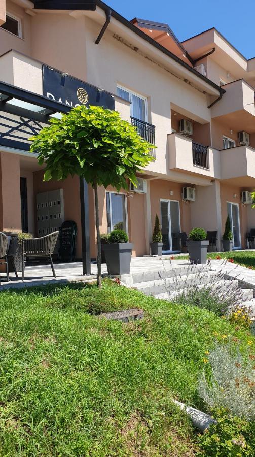 Panorama Apartments Veliko Gradište Exterior foto