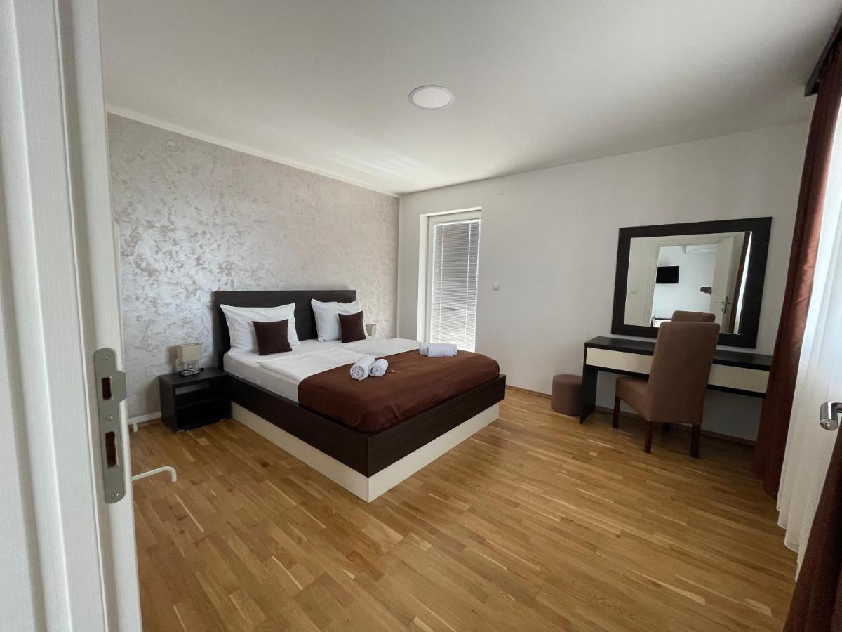 Panorama Apartments Veliko Gradište Exterior foto