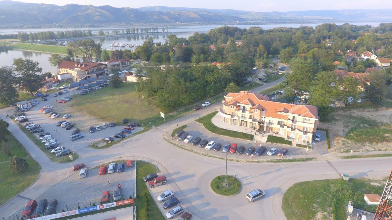 Panorama Apartments Veliko Gradište Exterior foto